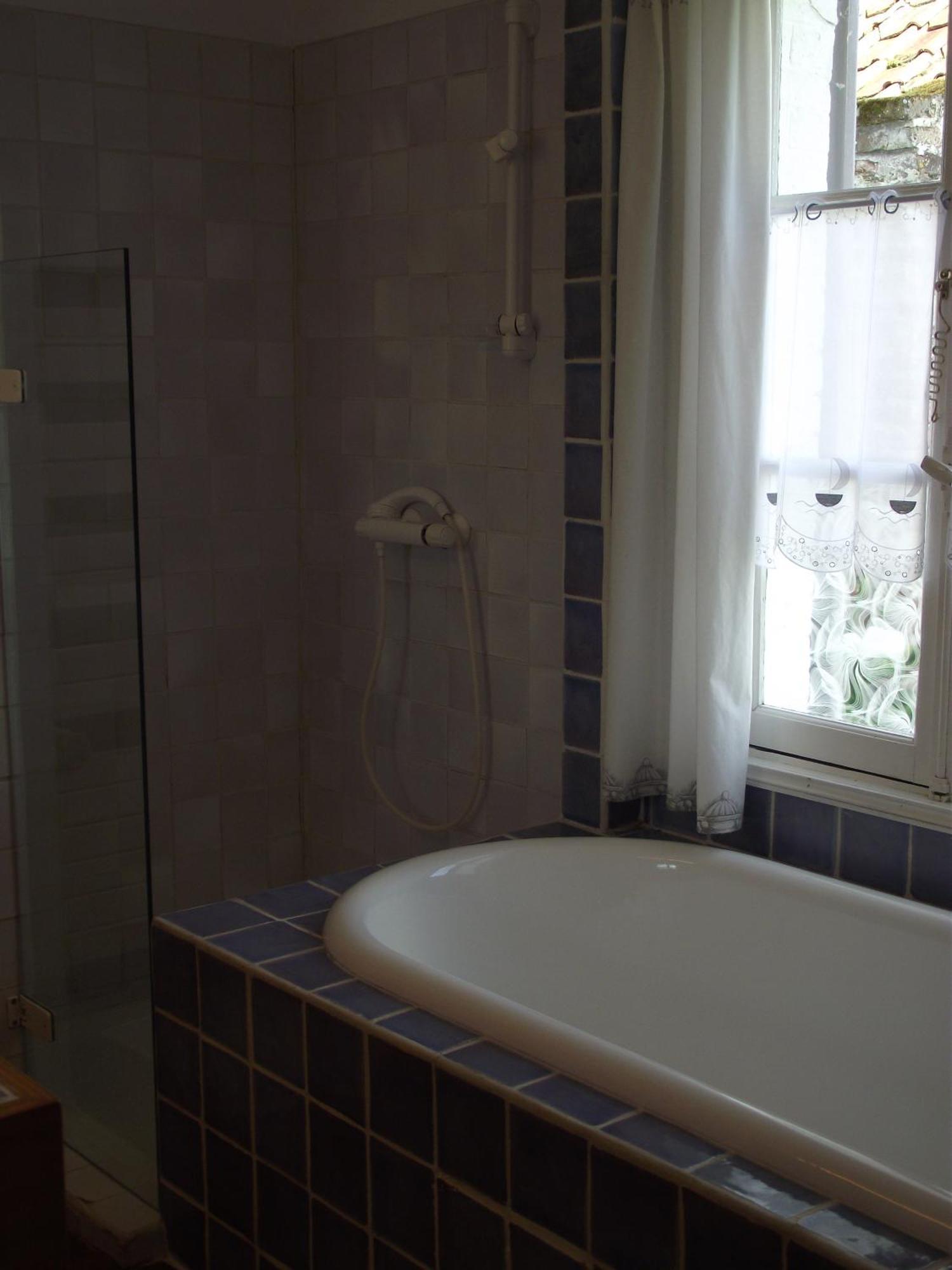 Les Portes Des Froises Saint-Quentin-en-Tourmont Room photo